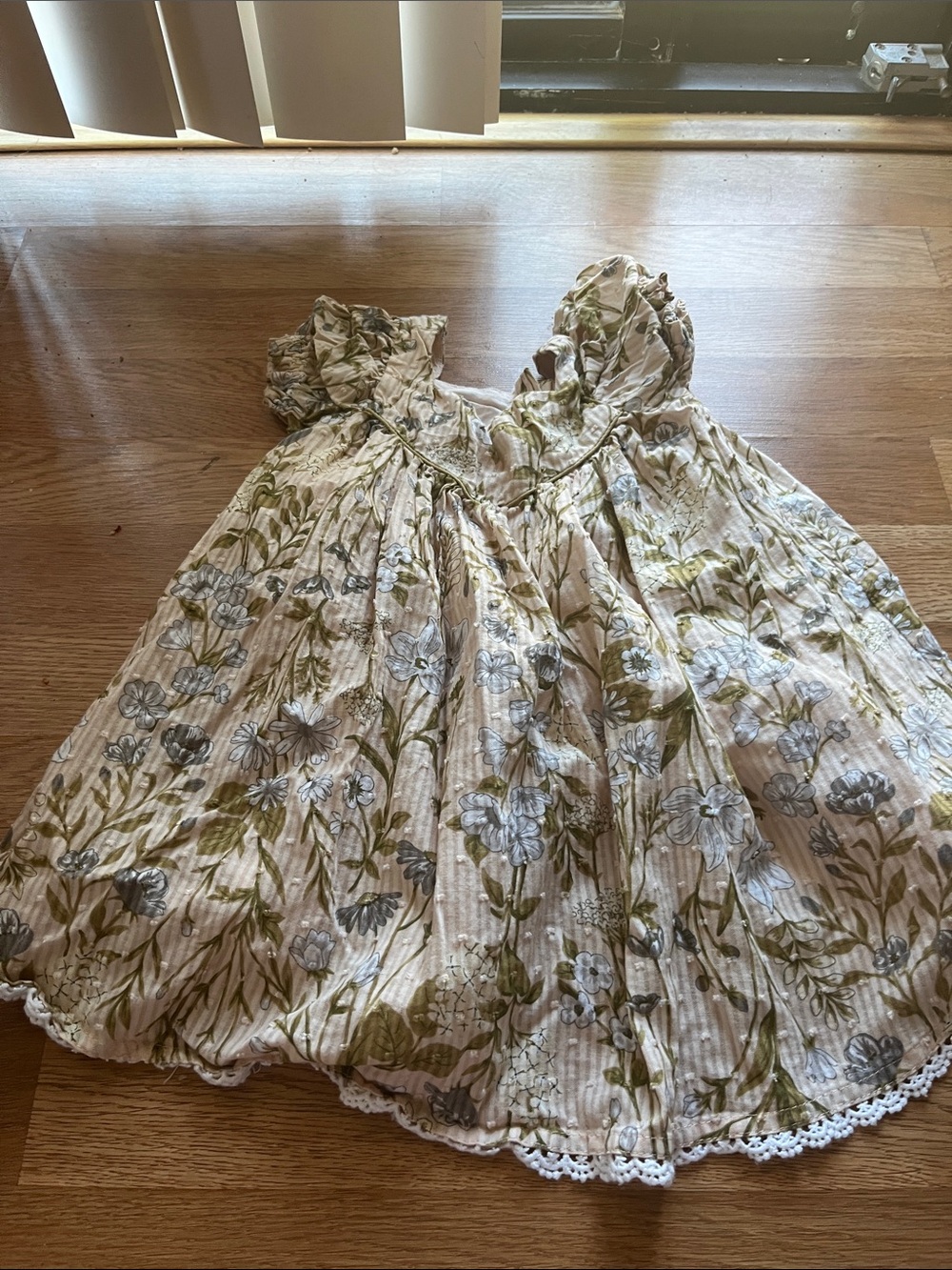 Girls Floral Ruffled Short-Sleeve Dress - Cream & Green